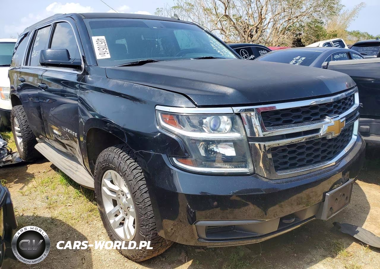 2015 Chevrolet Tahoe C1500 Ls VIN:1GNSCAKC6FR184899 - 4