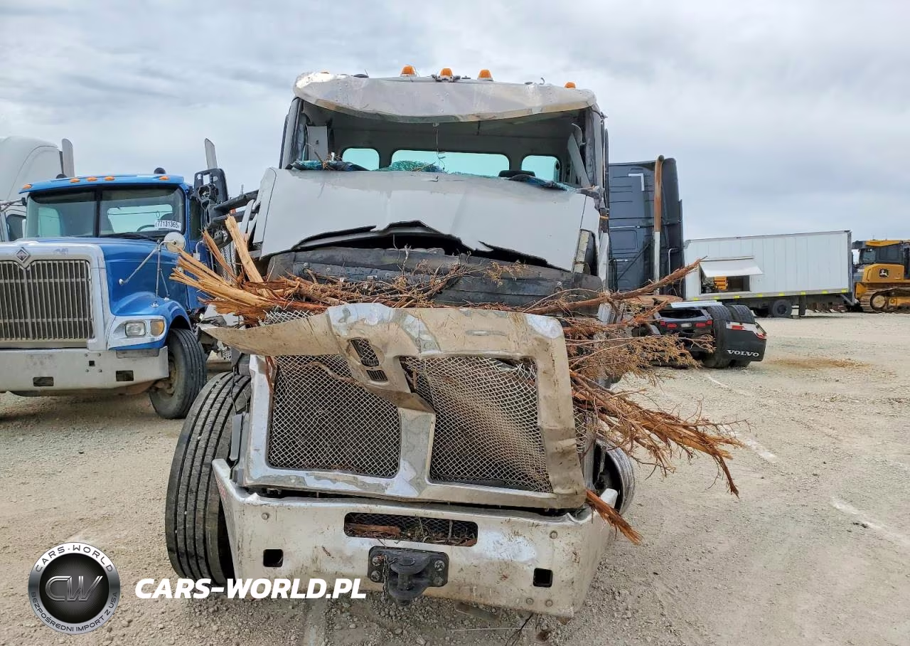 2025 Kenworth T880 Semi Truck VIN:1XKZDK9X4SJ163646 - 9