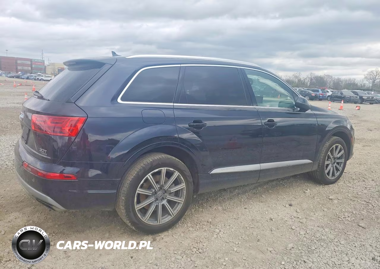 2017 Audi Q7 Premium Plus VIN:WA1LAAF78HD055573 - 3