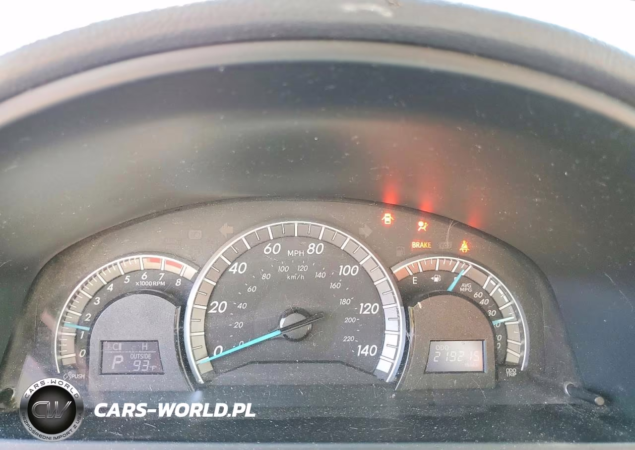2014 Toyota Camry Se VIN:4T1BF1FK6EU385002 - 9