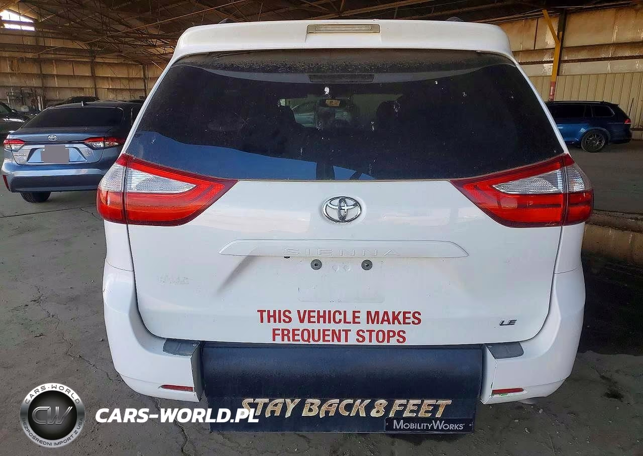 2015 Toyota Sienna VIN:5TDKK3DC8FS558483 - 6