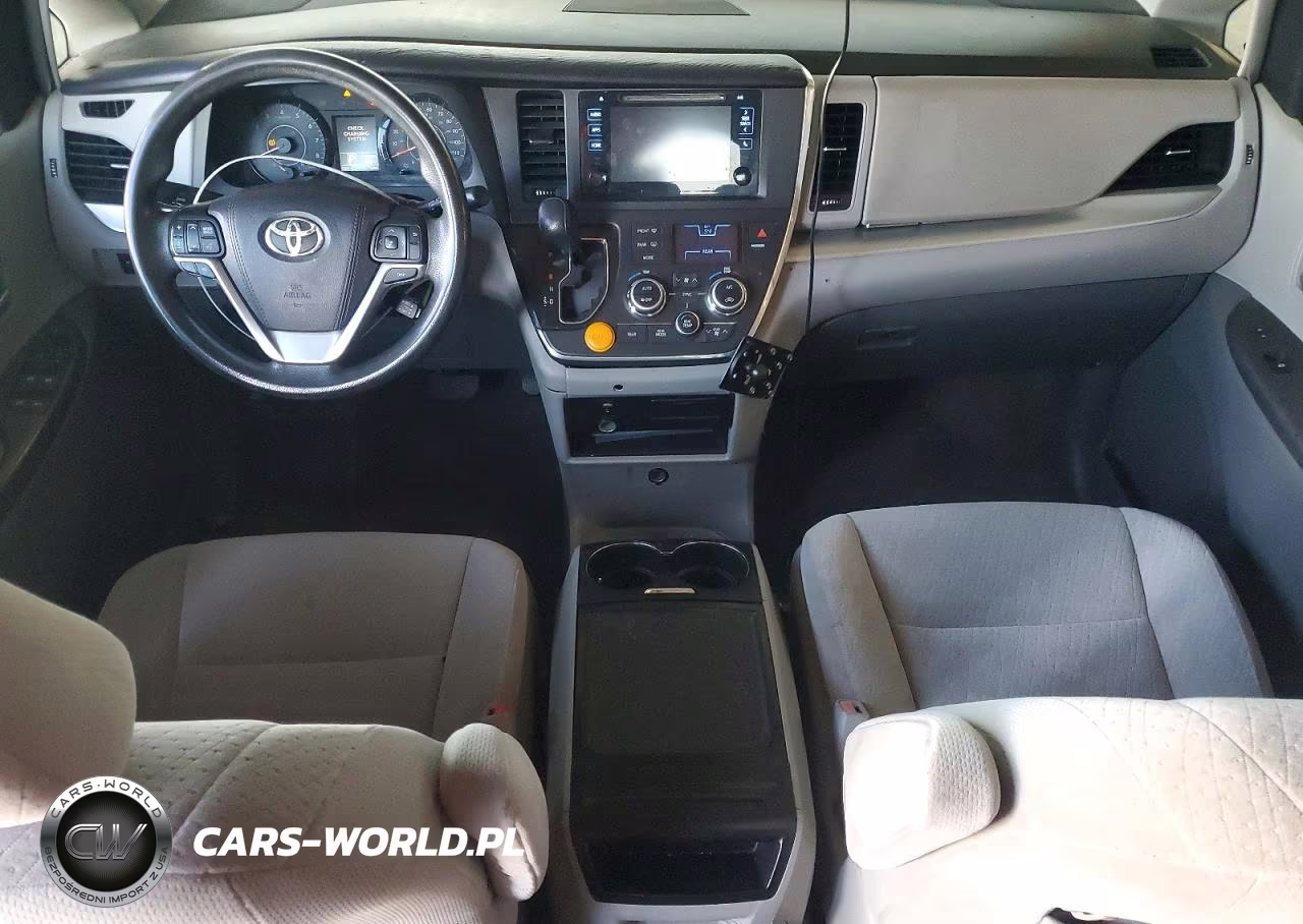 2015 Toyota Sienna VIN:5TDKK3DC8FS558483 - 8