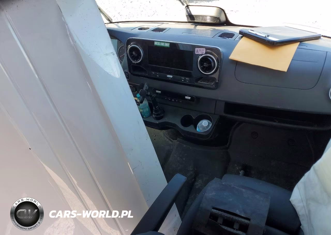 2025 Mercedes Benz Sprinter 2500 Delivery Van VIN:W1Y4KCHY1ST221420 - 8