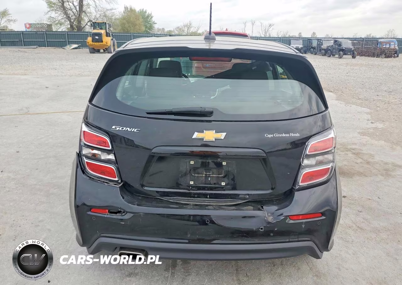 2020 Chevrolet Sonic VIN:1G1JG6SB5L4124014 - 6