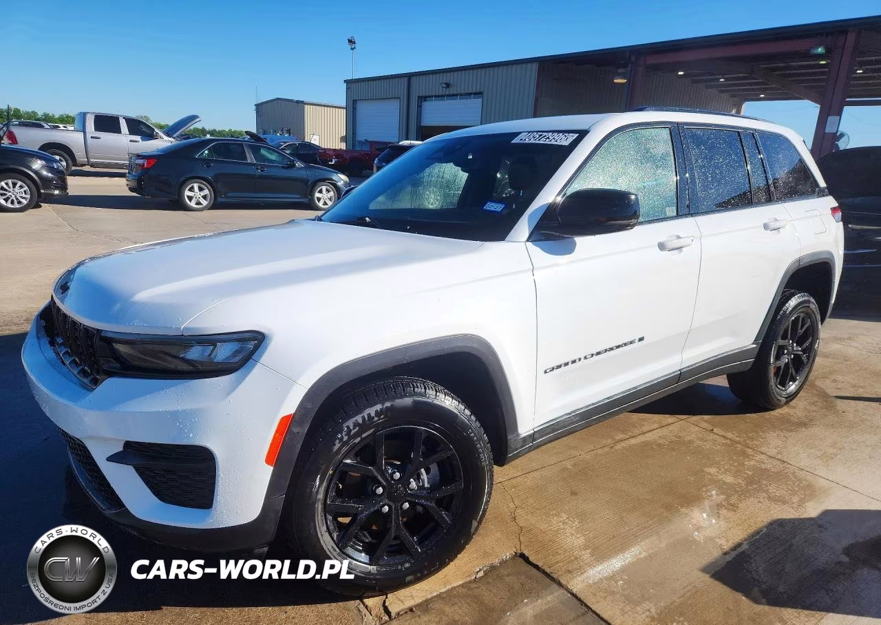 2024 Jeep Grand Cherokee Laredo