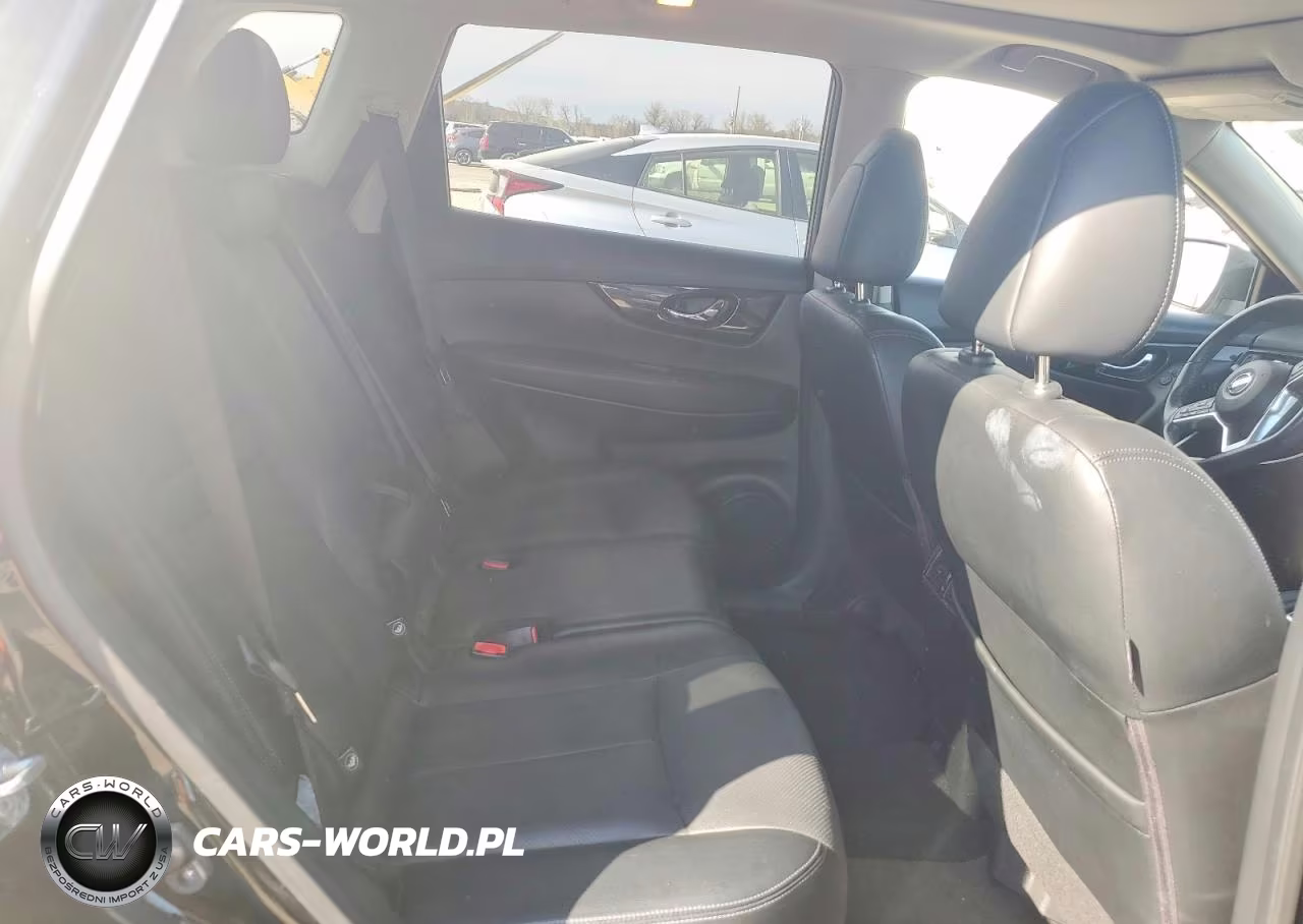2018 Nissan Rogue S VIN:JN8AT2MT5JW486657 - 11
