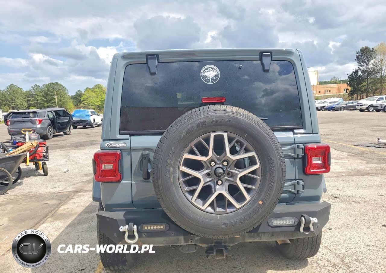 2024 Jeep Wrangler Sahara VIN:1C4PJXENXRW118463 - 6