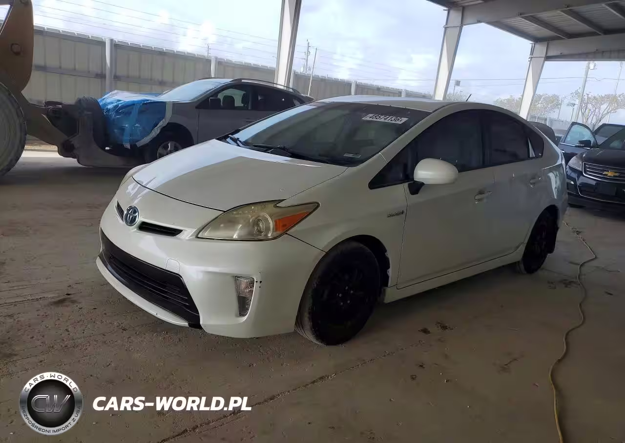 2014 Toyota Prius Two