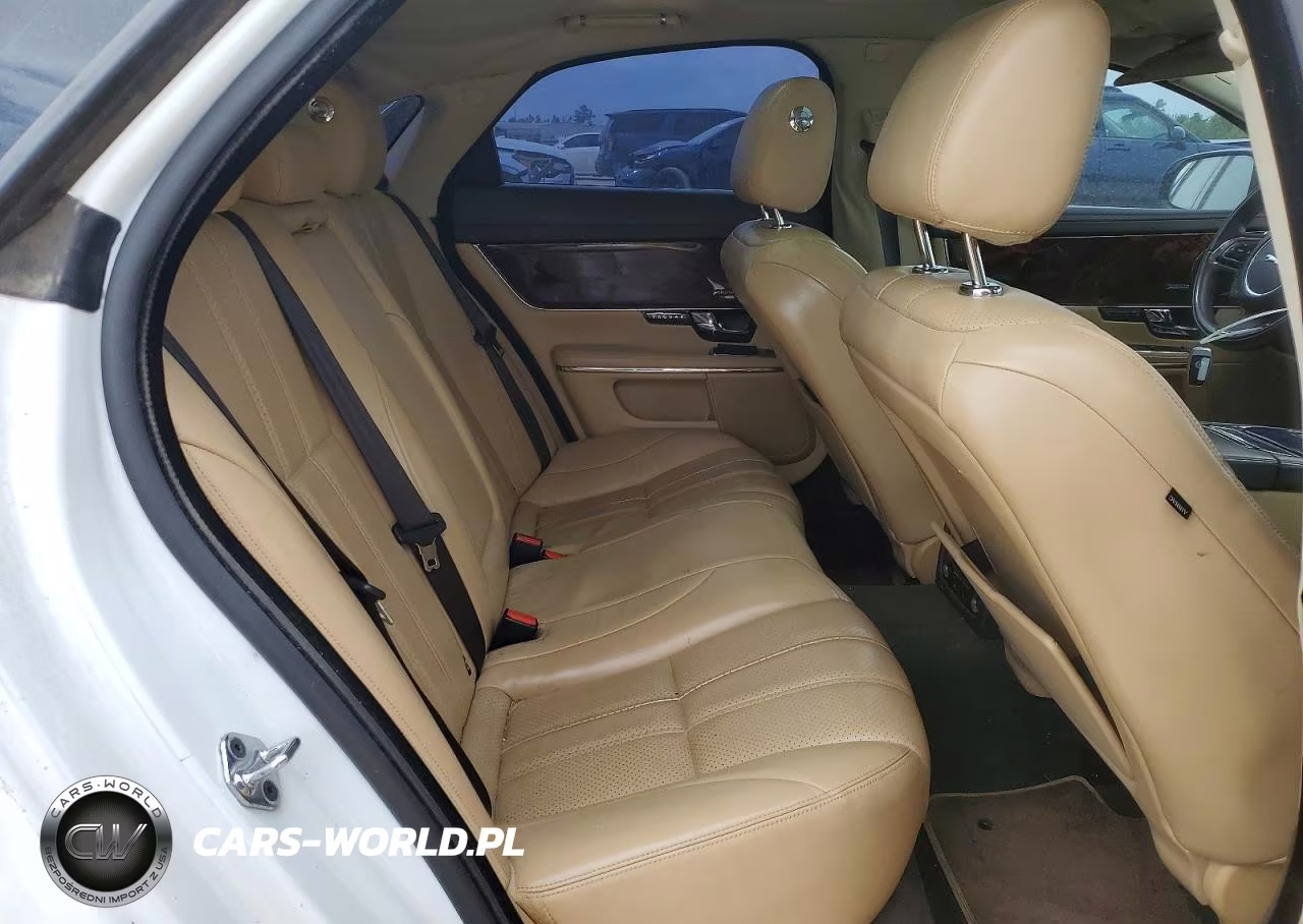 2013 Jaguar Xj VIN:SAJWA1C74D8V52146 - 10