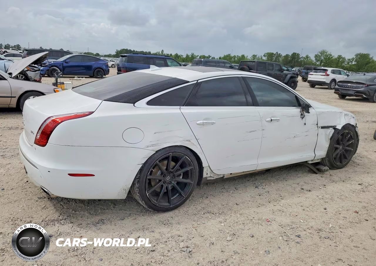2013 Jaguar Xj VIN:SAJWA1C74D8V52146 - 3