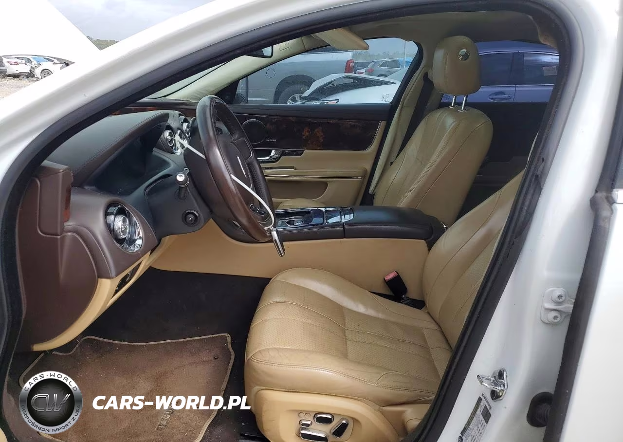 2013 Jaguar Xj VIN:SAJWA1C74D8V52146 - 7