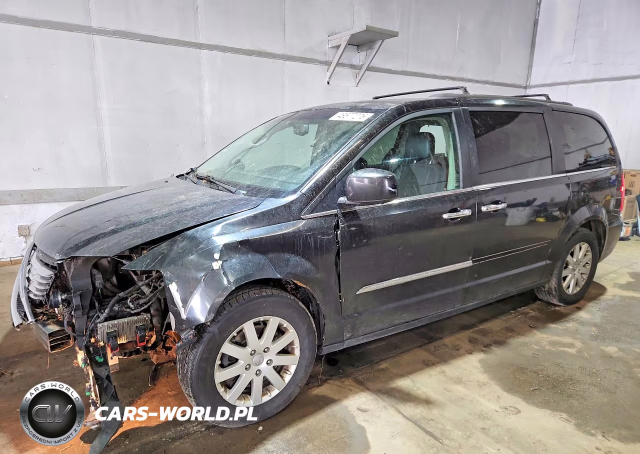 2015 Chrysler Town & Country Touring