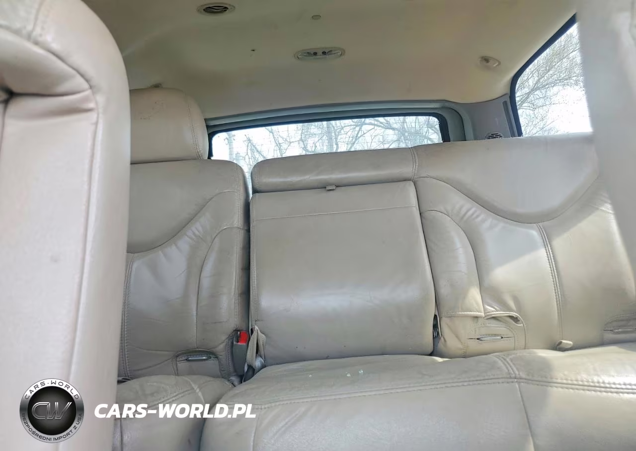 2002 GMC Yukon VIN:1GKEK13Z02J252400 - 10