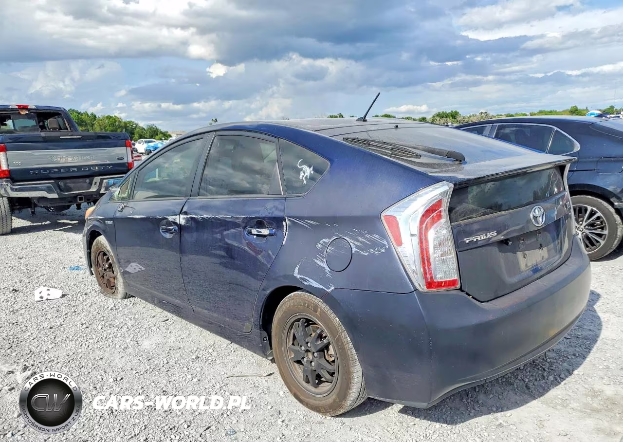 2014 Toyota Prius Two VIN:JTDKN3DU1E1778768 - 2