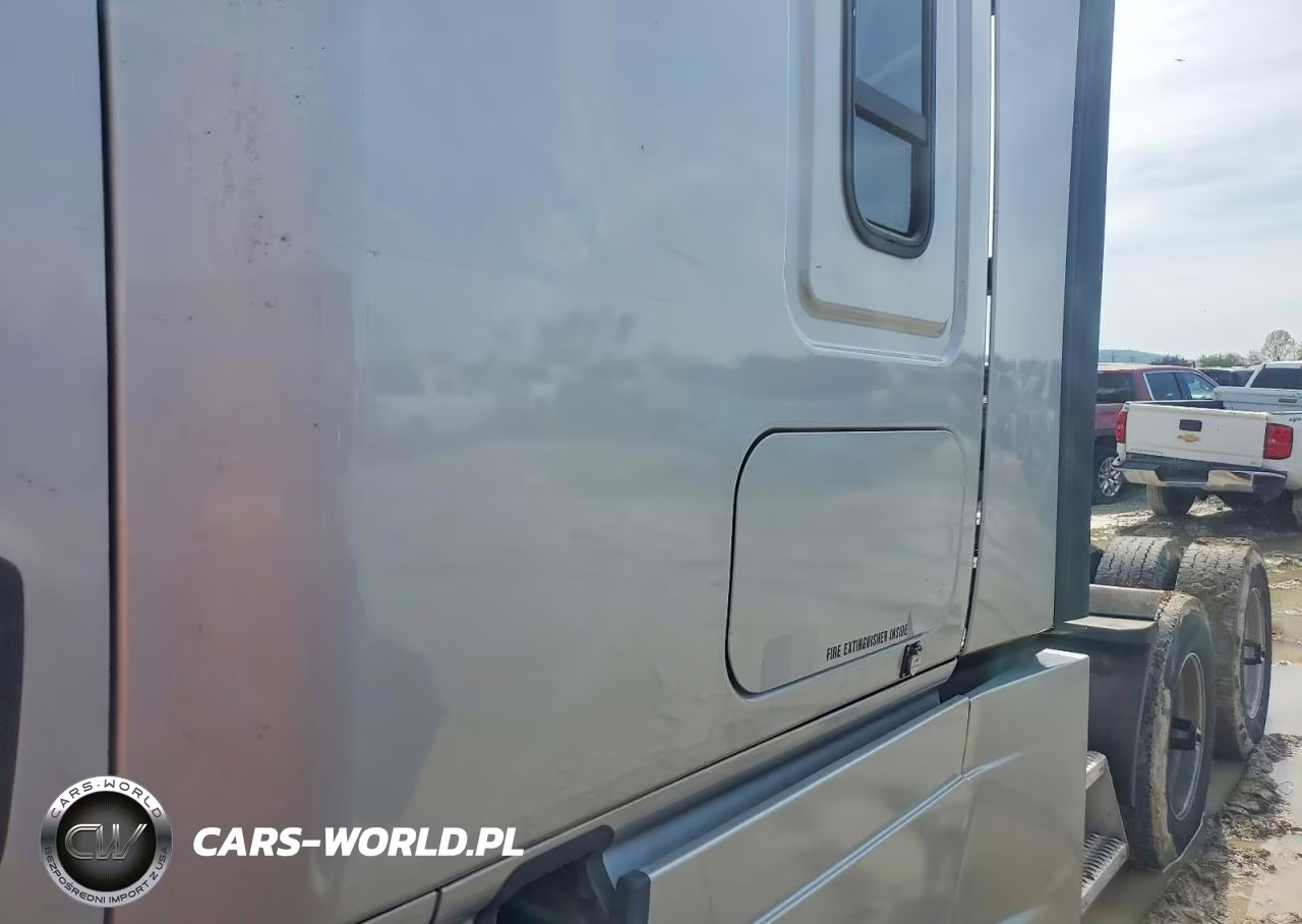 2020 Freightliner Cascadia 126 Semi Truck VIN:3AKJHHDR9LSLS7730 - 4
