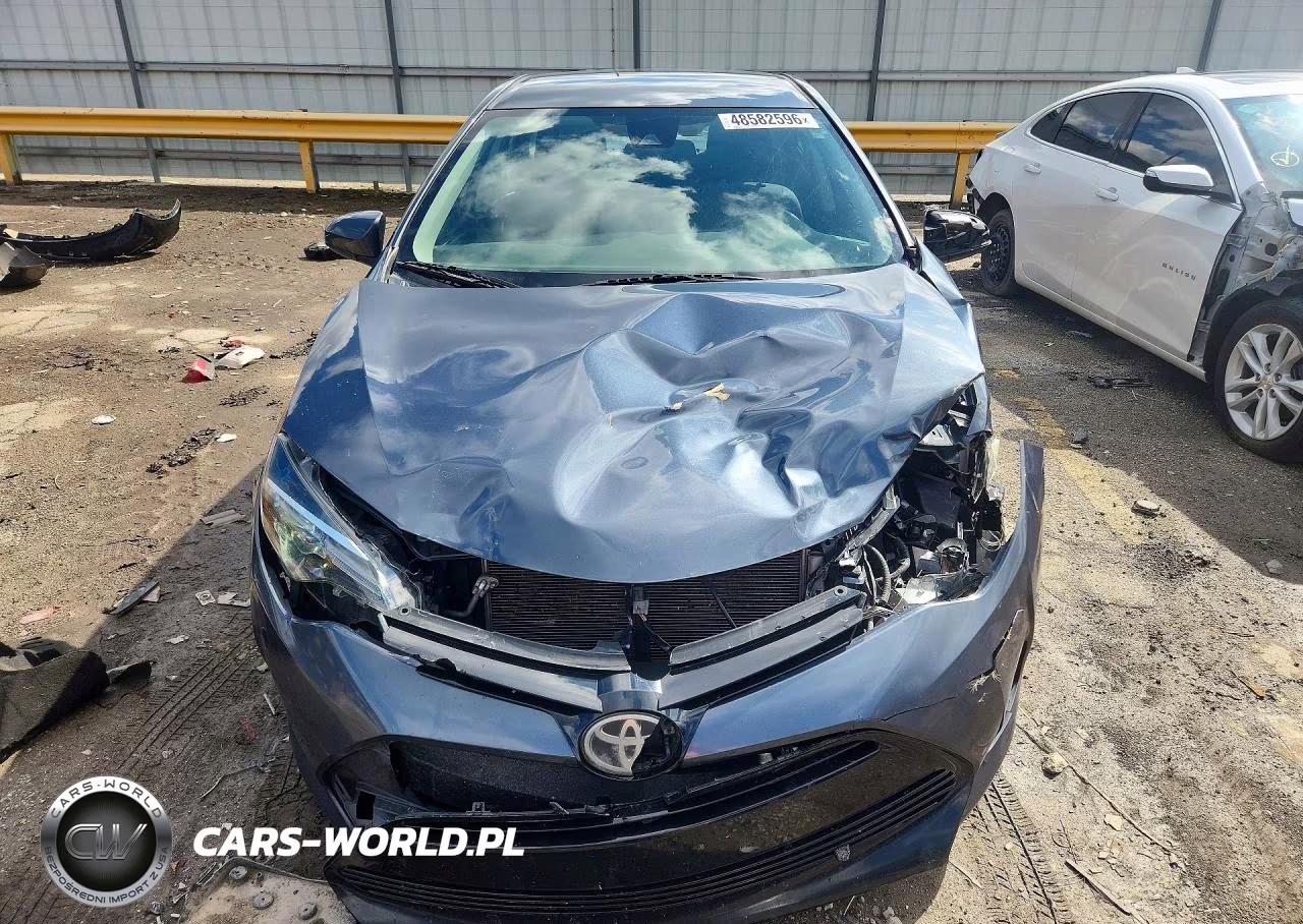2018 Toyota Corolla Le VIN:2T1BURHE7JC041461 - 5