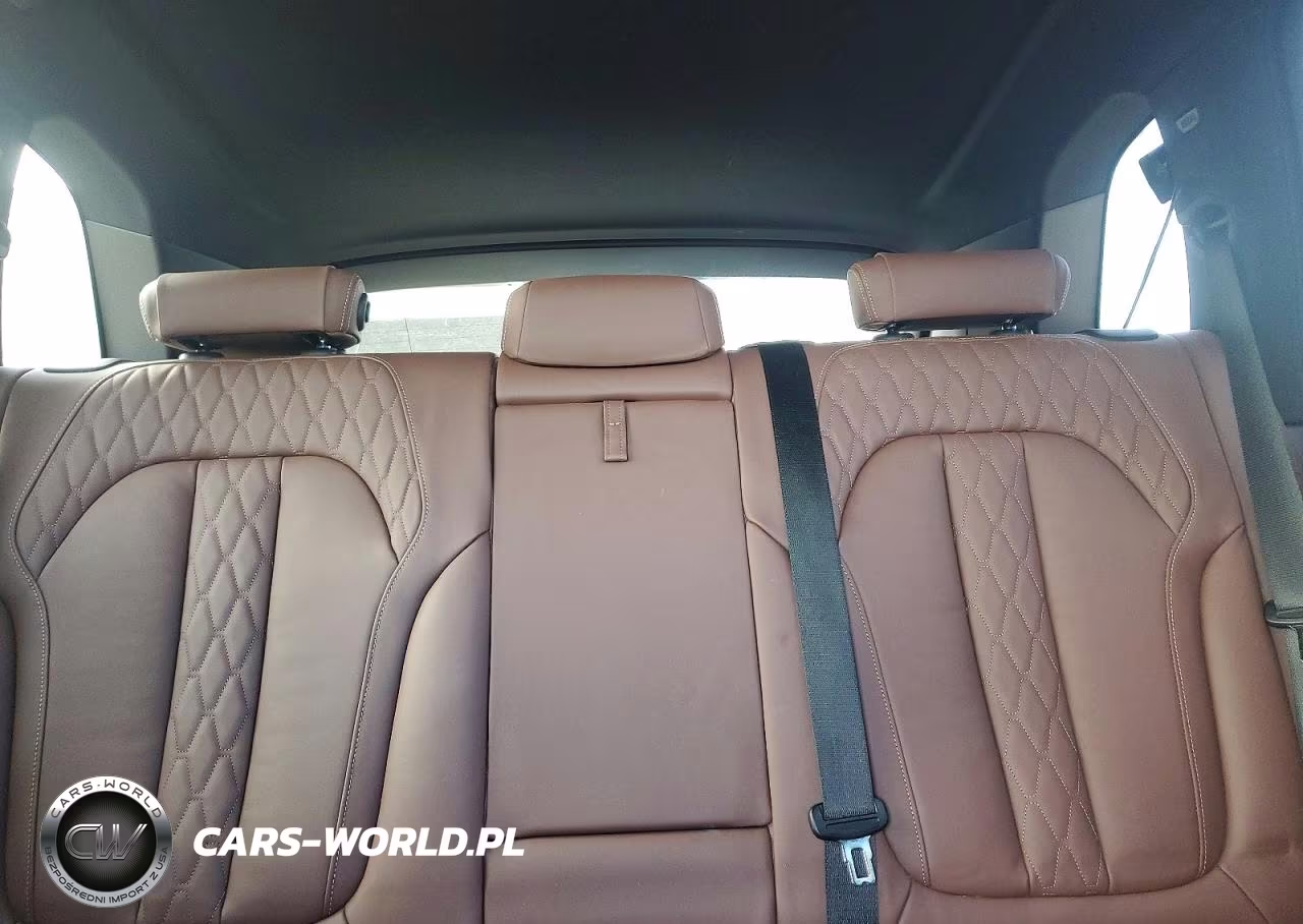 2020 BMW X5 xDrive40I VIN:5UXCR6C08L9B62686 - 10