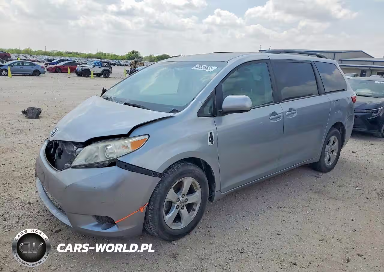 2017 Toyota Sienna Le