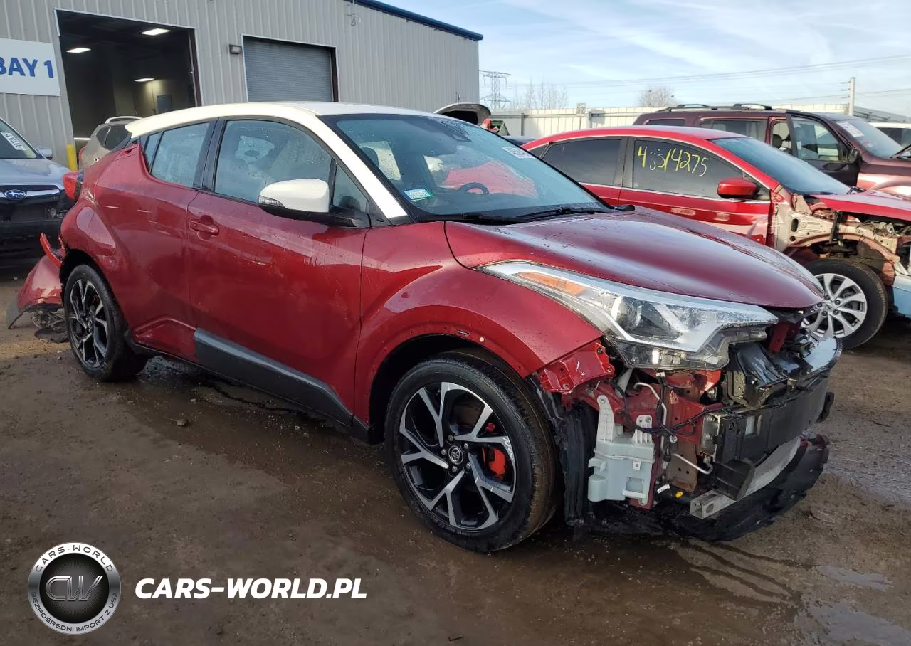 2018 Toyota C-Hr Xle Premium VIN:NMTKHMBX6JR016946 - 4