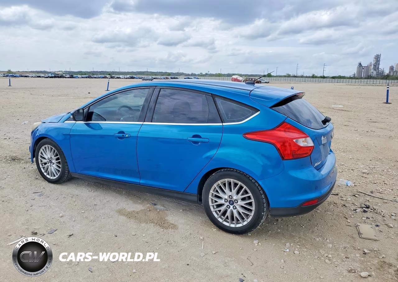 2014 Ford Focus Titanium VIN:1FADP3N22EL109161 - 2