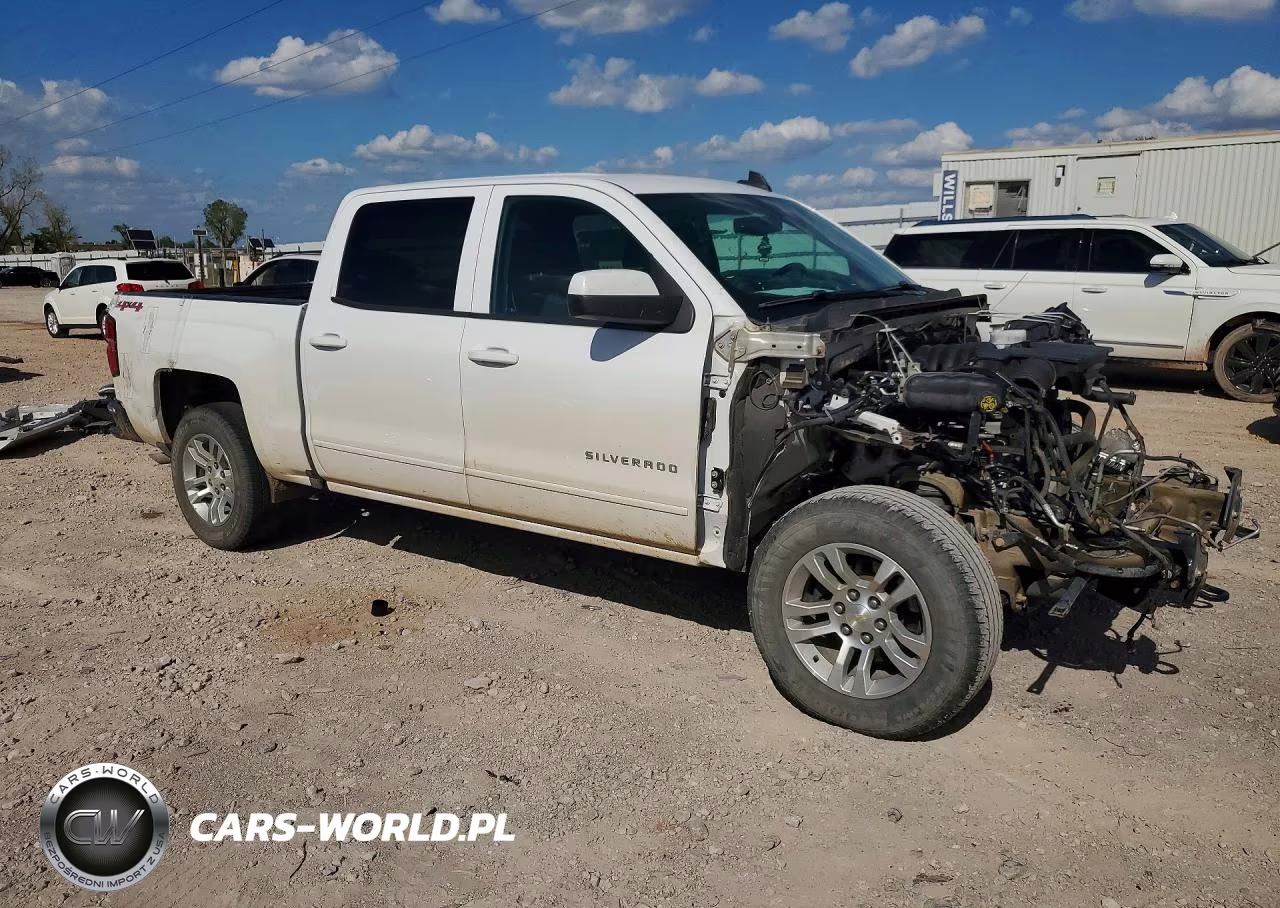 2017 Chev Silverado K1500 Lt VIN:3GCUKREC4HG502035 - 4
