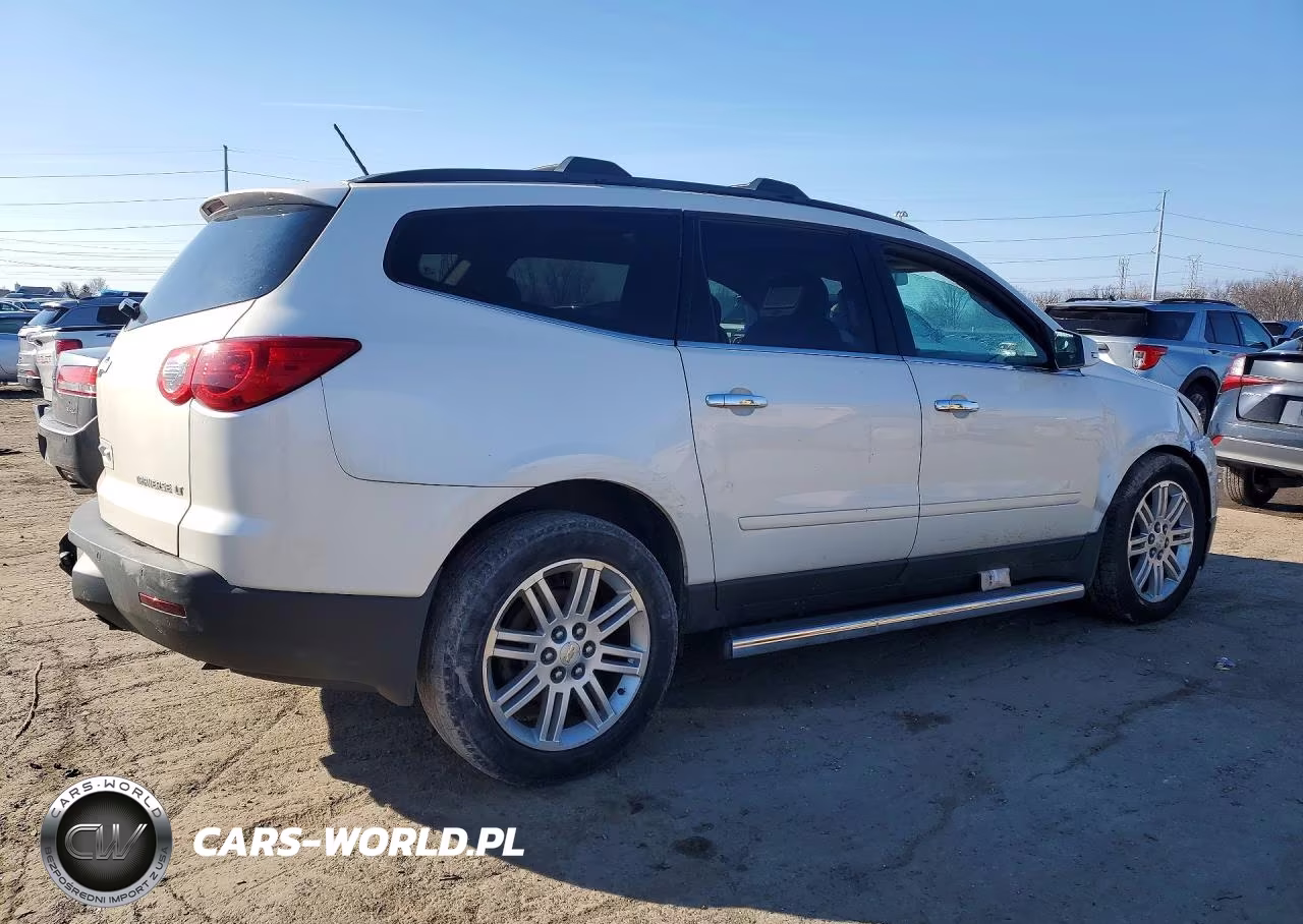 2011 Chevrolet Traverse Lt VIN:1GNKRGED0BJ390251 - 3
