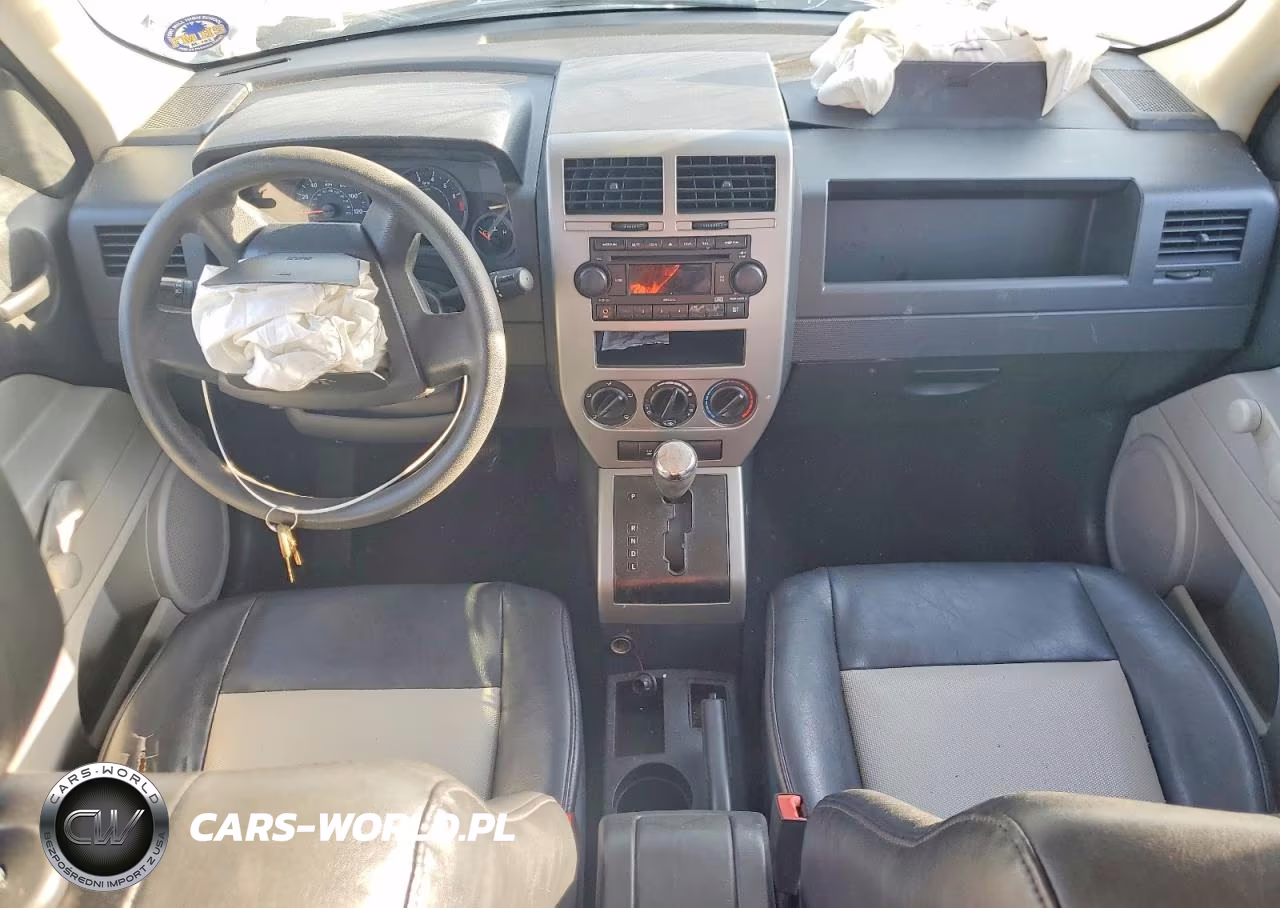 2007 Jeep Patriot Sport VIN:1J8FT28W27D342826 - 8