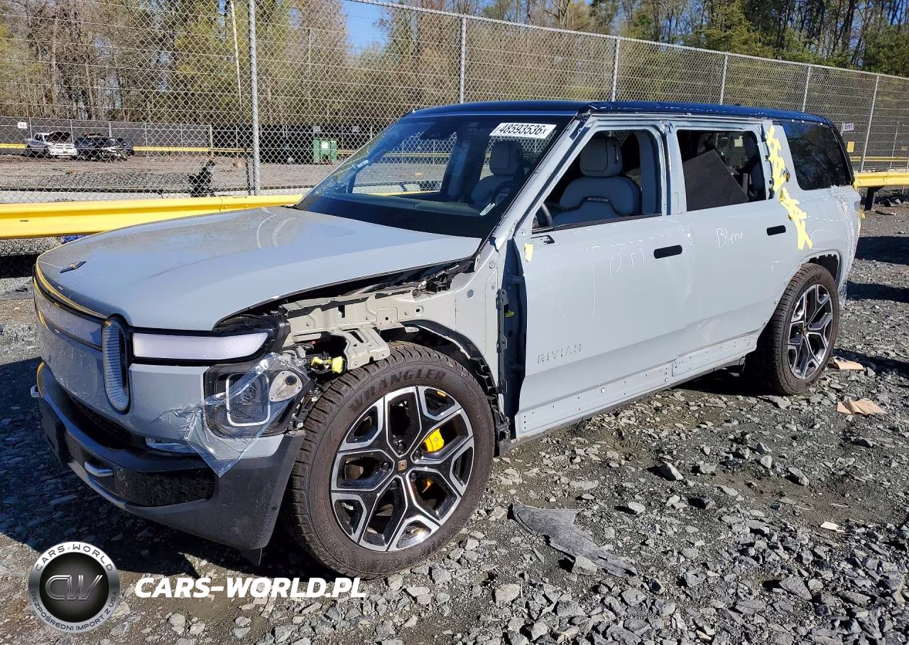 2023 Rivian R1S Adventure