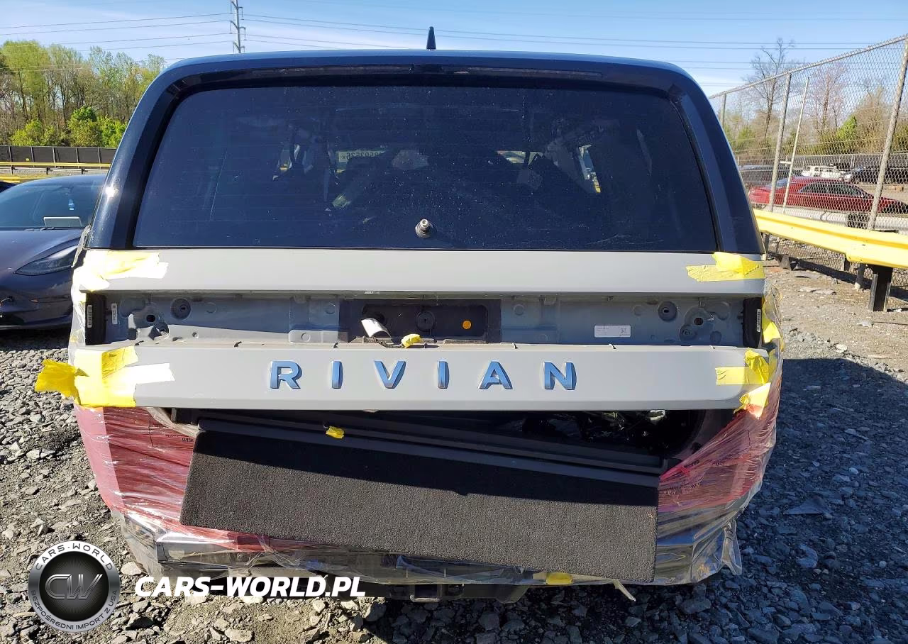 2023 Rivian R1S Adventure VIN:7PDSGABA2PN025441 - 6