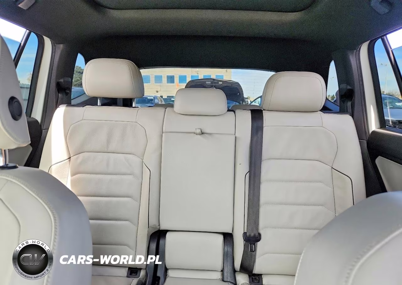 2020 Volkswagen Tiguan Sel Premium R-Line VIN:3VV4B7AX0LM034393 - 10