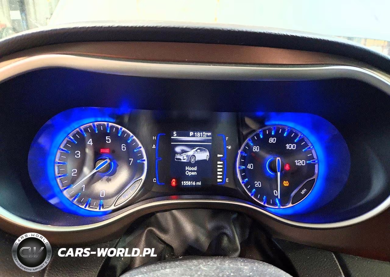 2018 Chrysler Pacifica Touring L VIN:2C4RC1BG2JR119061 - 9
