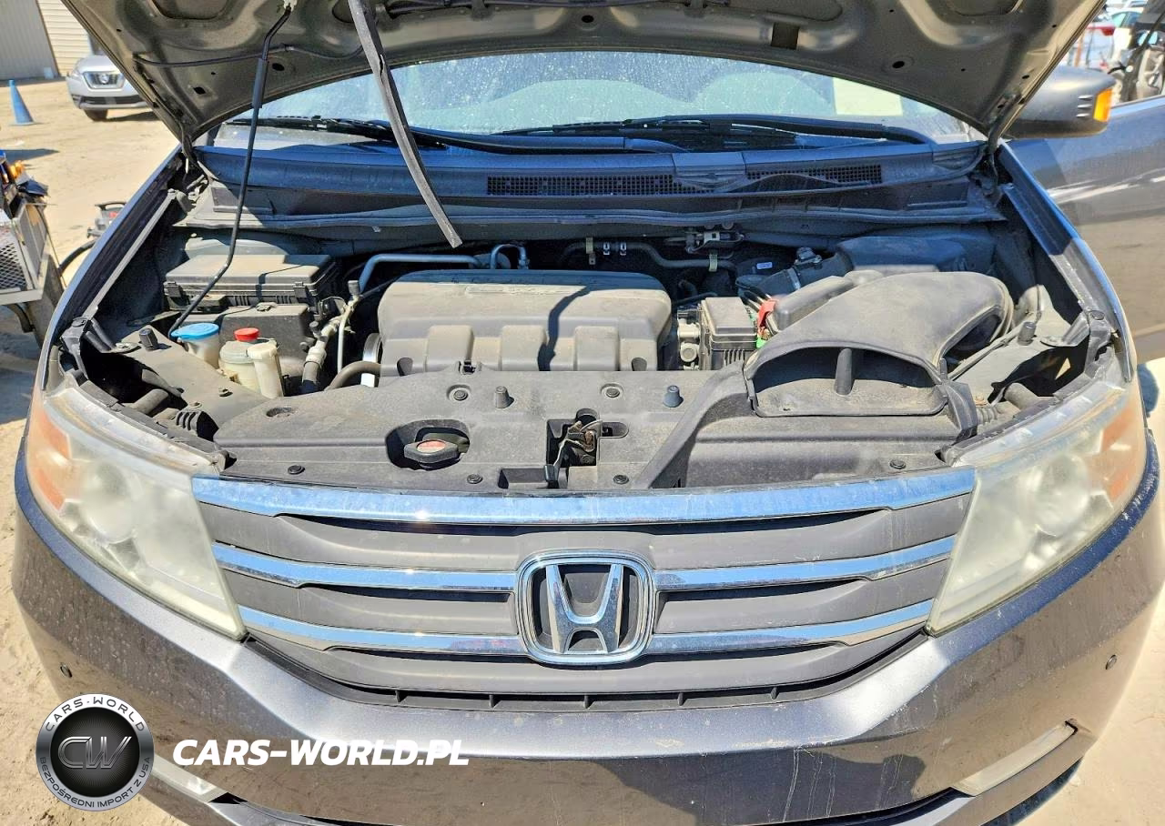 2012 Honda Odyssey Touring VIN:5FNRL5H91CB015384 - 12
