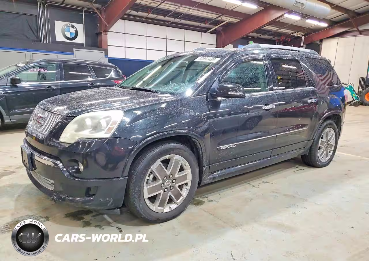 2011 GMC Acadia Denali