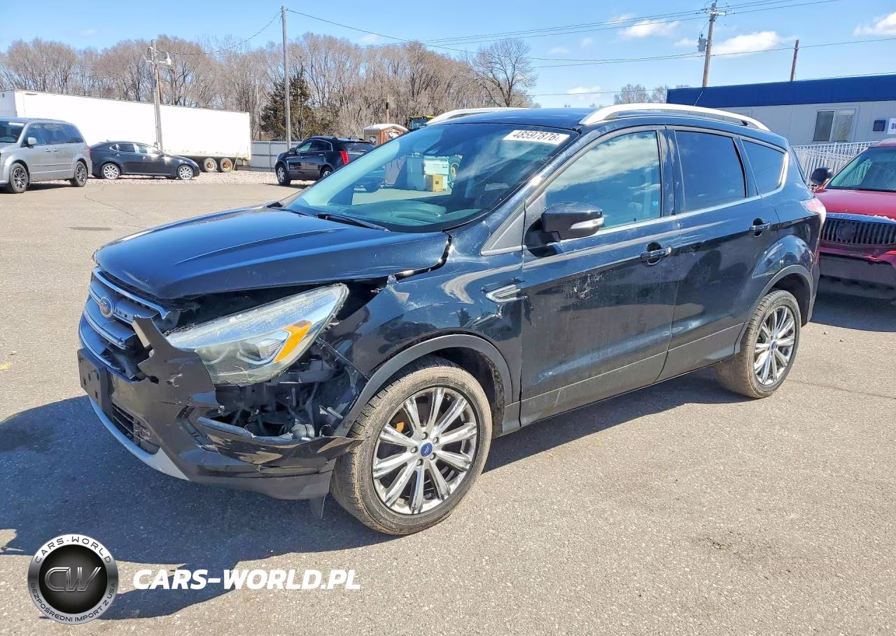 2017 Ford Escape Titanium – zdjęcie 1 z 13