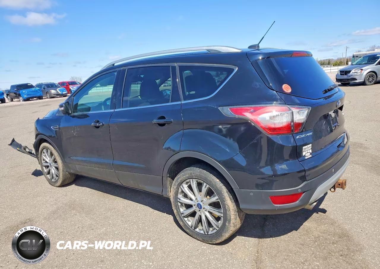 2017 Ford Escape Titanium VIN:1FMCU9J9XHUA61570 - 2