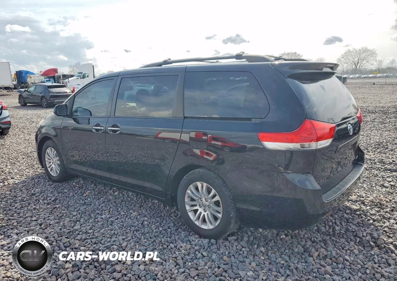2013 Toyota Sienna Xle 8-Passenger VIN:5TDYK3DC1DS315850 - 2