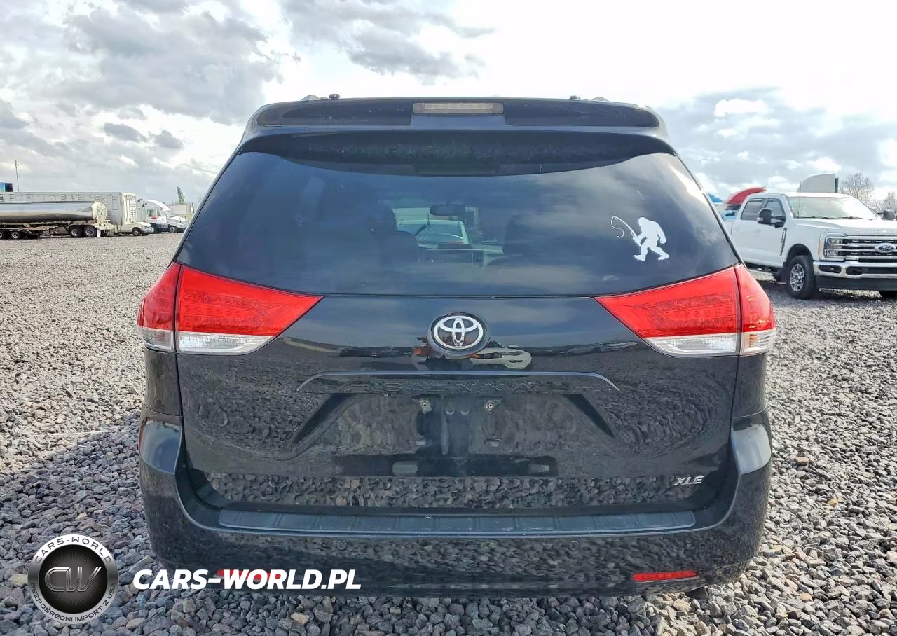 2013 Toyota Sienna Xle 8-Passenger VIN:5TDYK3DC1DS315850 - 6