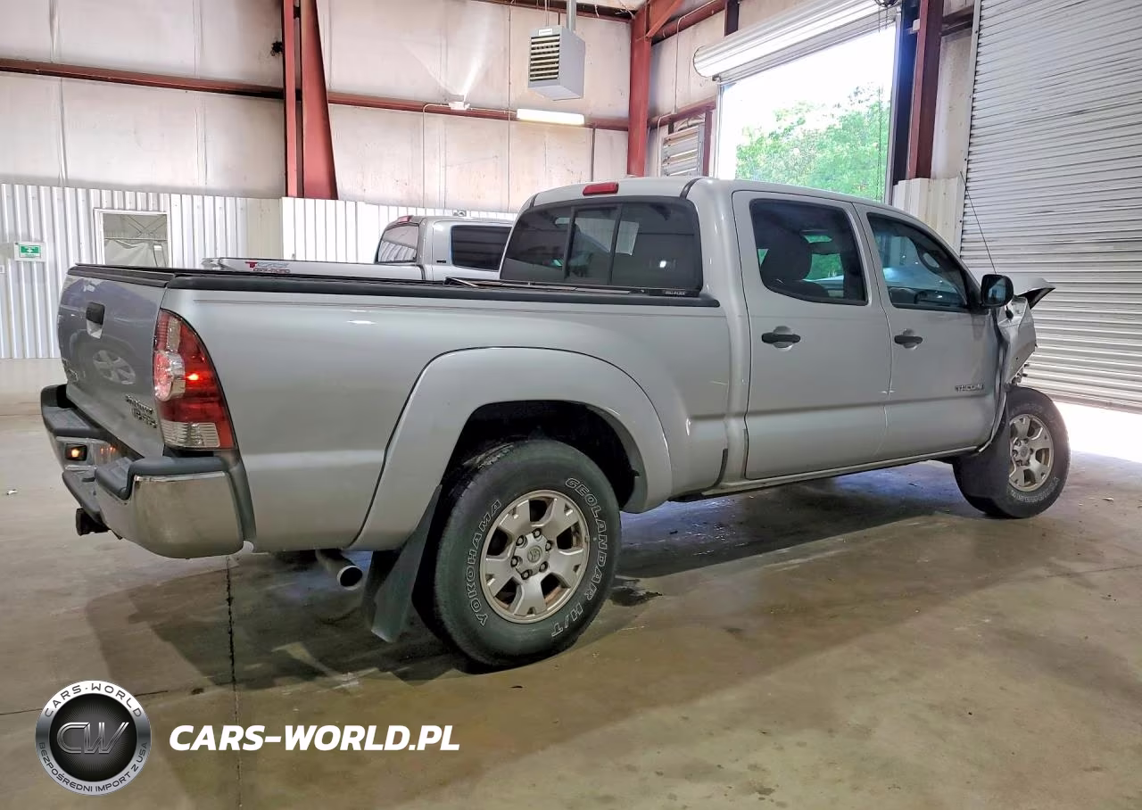 2010 Toyota Tacoma Prerunner V6 VIN:3TMKU4HN8AM025439 - 3