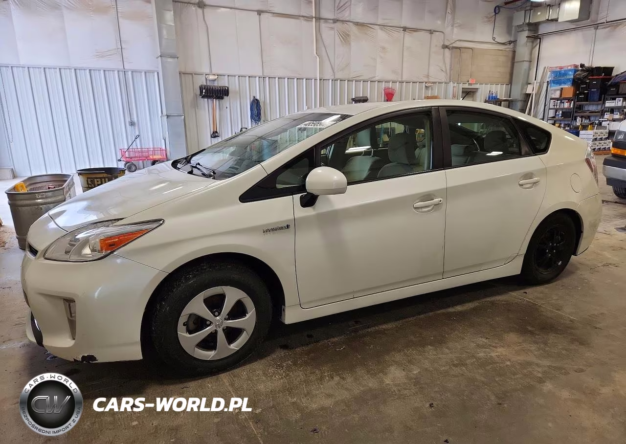 2015 Toyota Prius One – zdjęcie 1 z 12