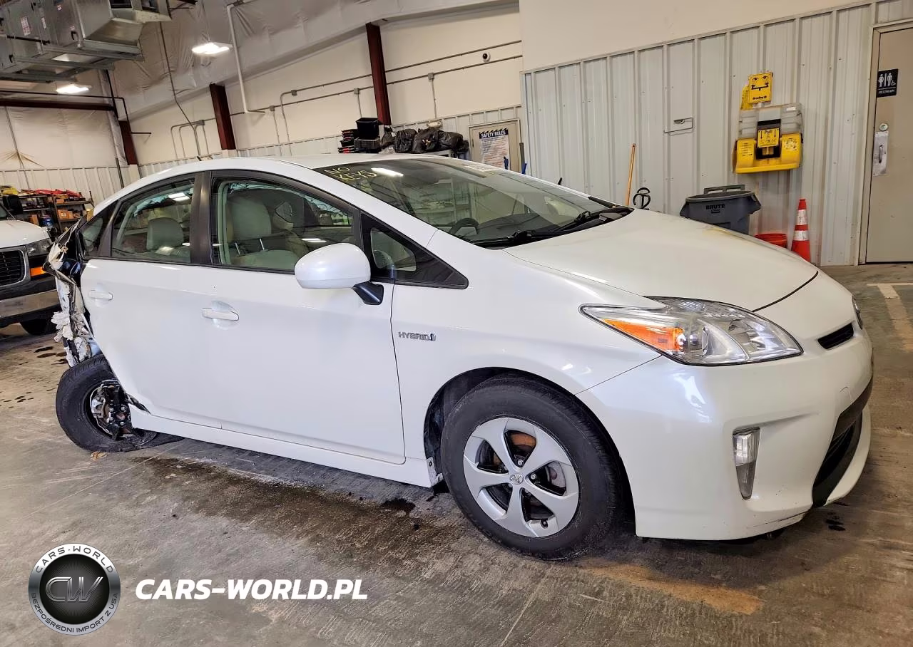 2015 Toyota Prius One VIN:JTDKN3DU3F1989505 - 4