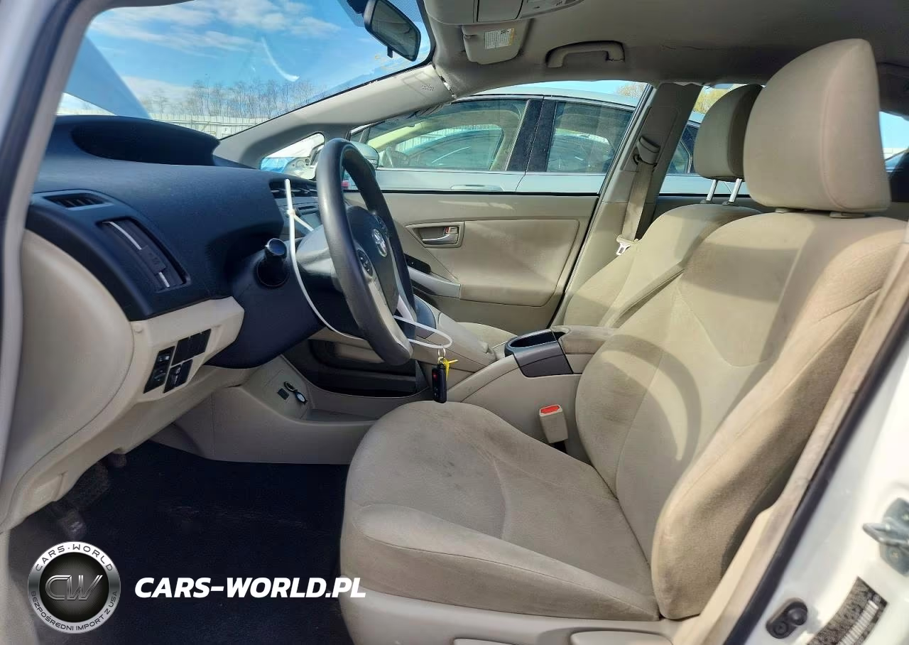 2015 Toyota Prius One VIN:JTDKN3DU3F1989505 - 7