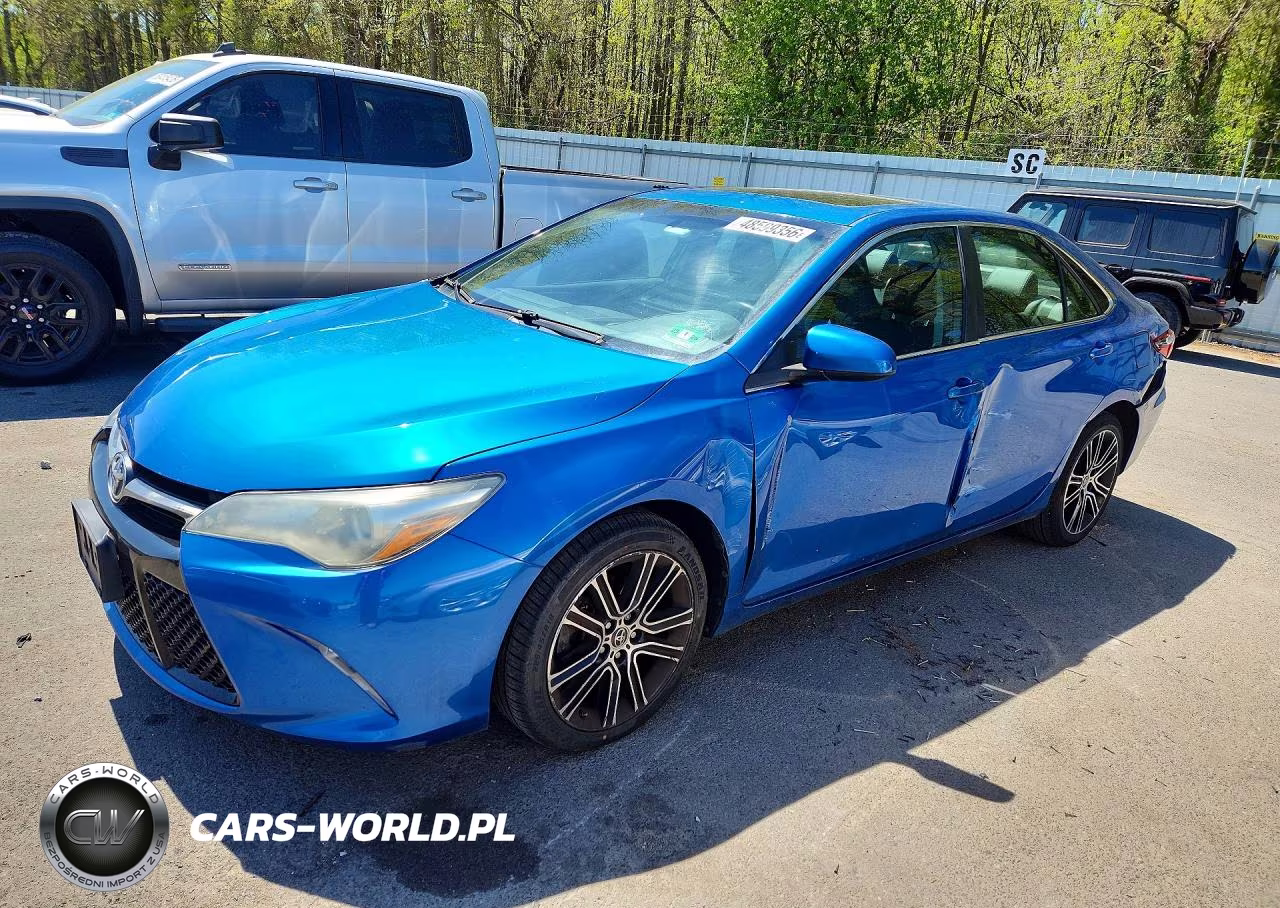 2016 Toyota Camry Special Edition – zdjęcie 1 z 12