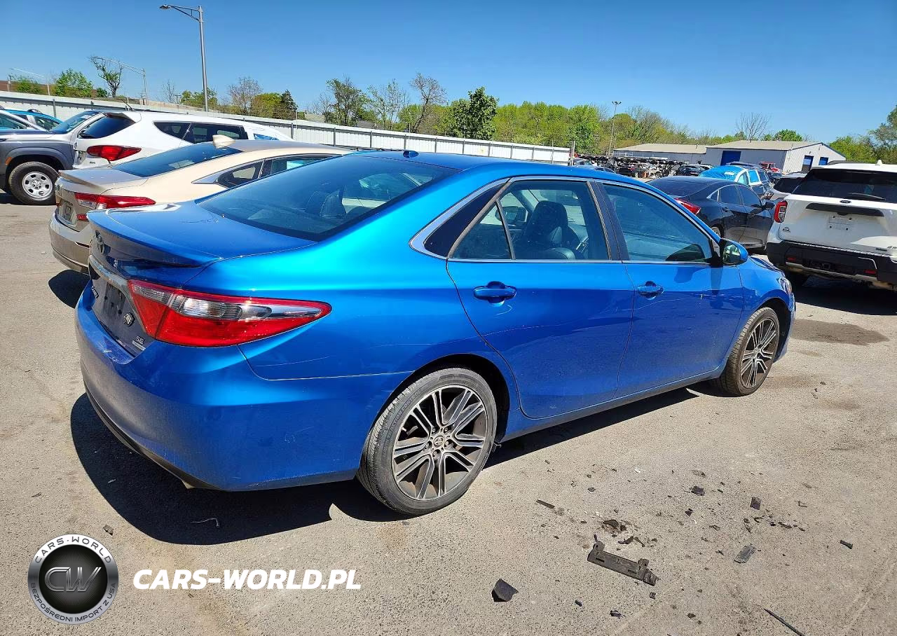2016 Toyota Camry Special Edition VIN:4T1BF1FK4GU562732 - 3
