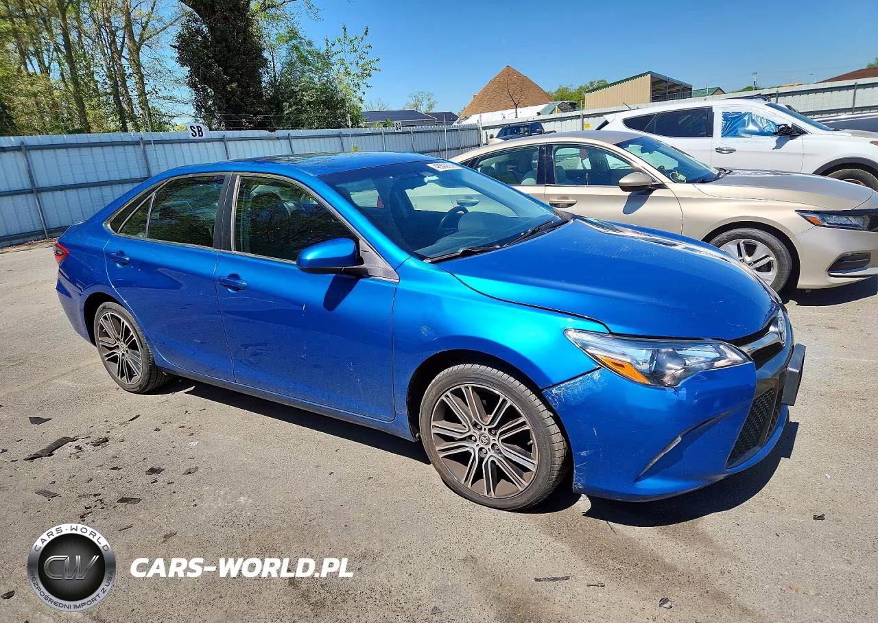 2016 Toyota Camry Special Edition VIN:4T1BF1FK4GU562732 - 4