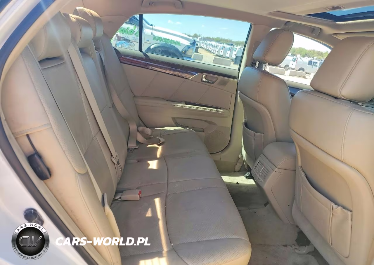 2010 Toyota Avalon Limited VIN:4T1BK3DB7AU357004 - 10