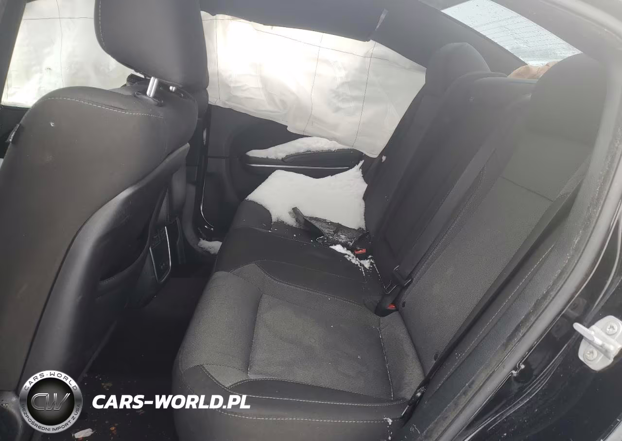 2018 Dodge Charger Sxt Plus VIN:2C3CDXHG5JH143524 - 10