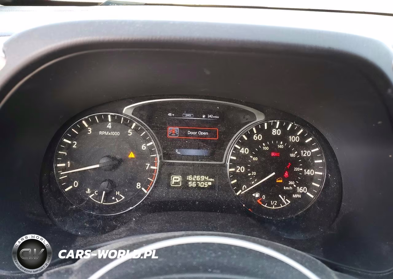 2015 Nissan Pathfinder S VIN:5N1AR2MM2FC643357 - 9