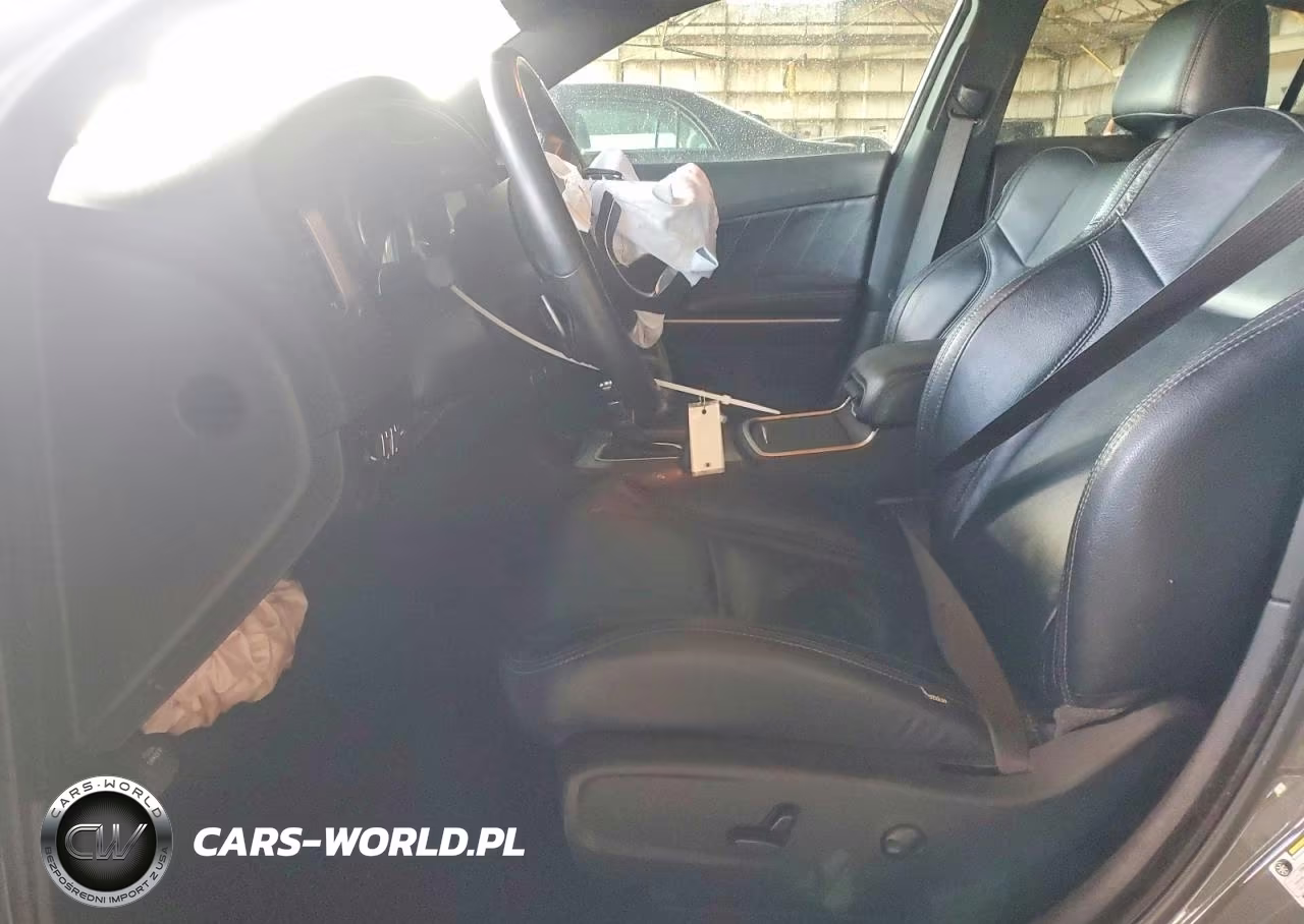 2023 Dodge Charger Scat Pack VIN:2C3CDXGJ3PH599141 - 7