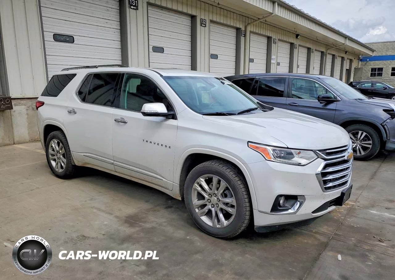 2018 Chevrolet Traverse High Country VIN:1GNEVKKW6JJ104807 - 4