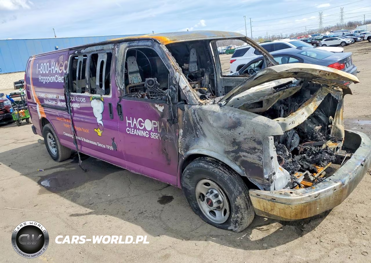 2022 GMC Savana G3500 VIN:1GTZ7HF71N1140131 - 4